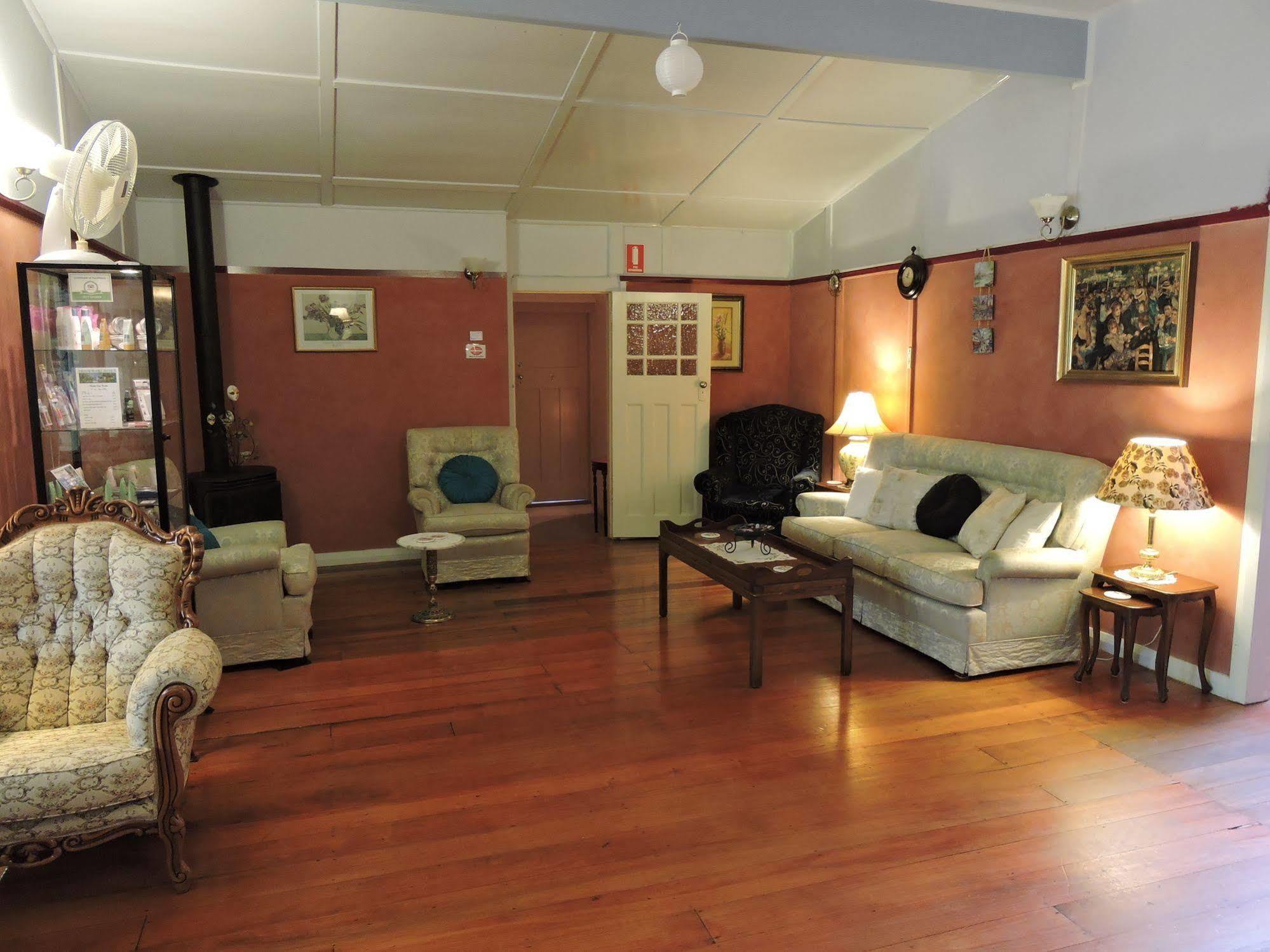 Kubba Roonga Guesthouse - Boutique Luxury Spa Retreat & Gardens - Blue Mountains Blackheath Dış mekan fotoğraf